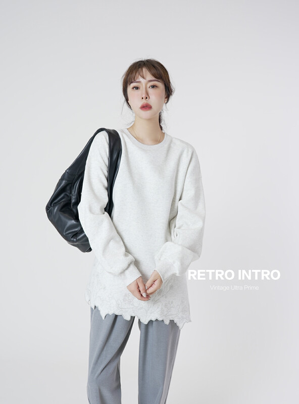 Original price 88.99! [RIN] Simple Japanese temperament embroidered lace sweater R21619