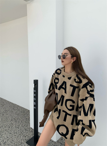 Real Shot Real Price Retro Air Loose Letters Mid-Length Long-Sleeve Sweater