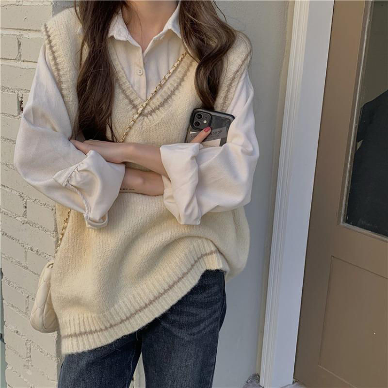 One piece/suit spring and autumn 2022 new knitted sweater vest vest coat + apricot long-sleeved shirt shirt