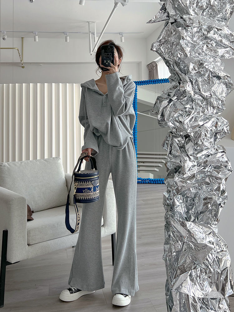 Large size 300 jin age-reducing sweater suit spring and autumn 2022 new casual fashion super hot small two-piece female