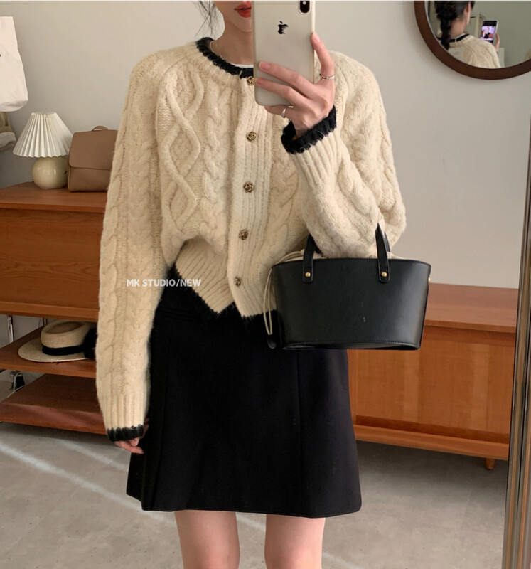 【MK】Versatile Single Breasted Contrast Color Warm Sweater s085# HJY