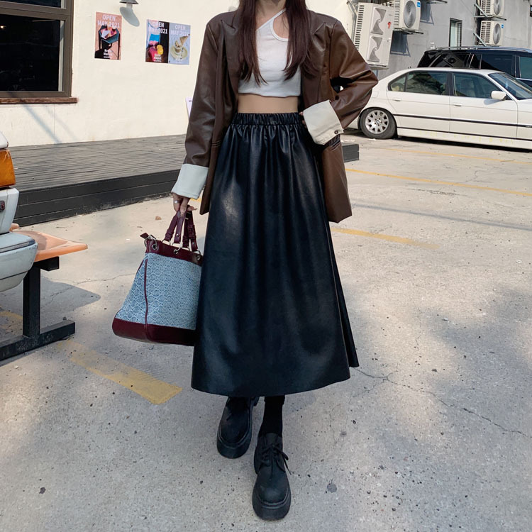 Real shooting real price ~ autumn and winter new Korean version of the PU leather skirt simple and versatile high waist slim mid-length skirt women