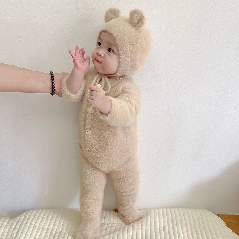 Baby clothes autumn and winter hairy bear children's bodysuit vibrato with the same baby clothes hot style raging romper