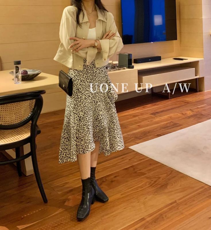 Original price 84.90! New in early autumn!  【UONE】Large lotus leaf design leopard dot skirt 97757# LSL