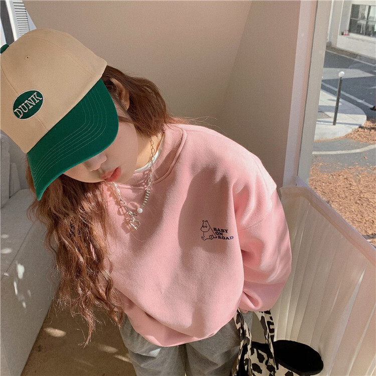 [Timely rain] Korean style ins age reduction design printing cartoon pattern loose pullover plus baby fleece sweater M179# WPL