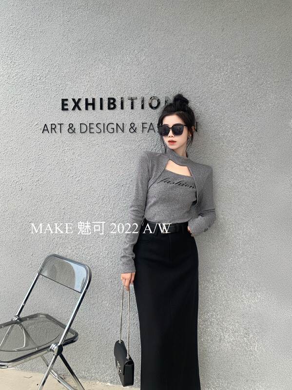 [MAKE Charm] temperament woman front hollow letter printing stand-up collar fake two-piece small shirt 50384# OZQ