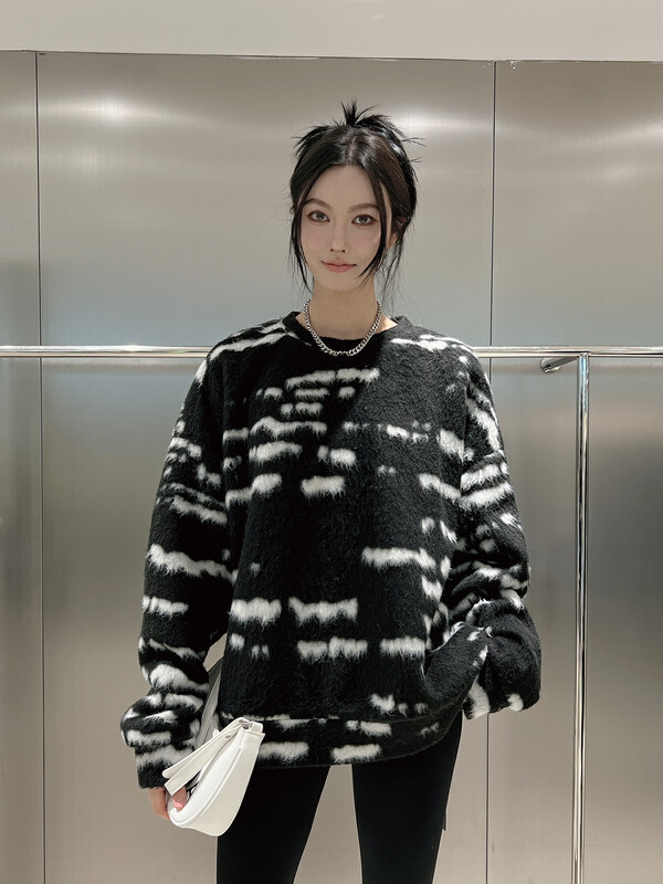 【DS】Korean style niche pullover sweater 21086D# JHY