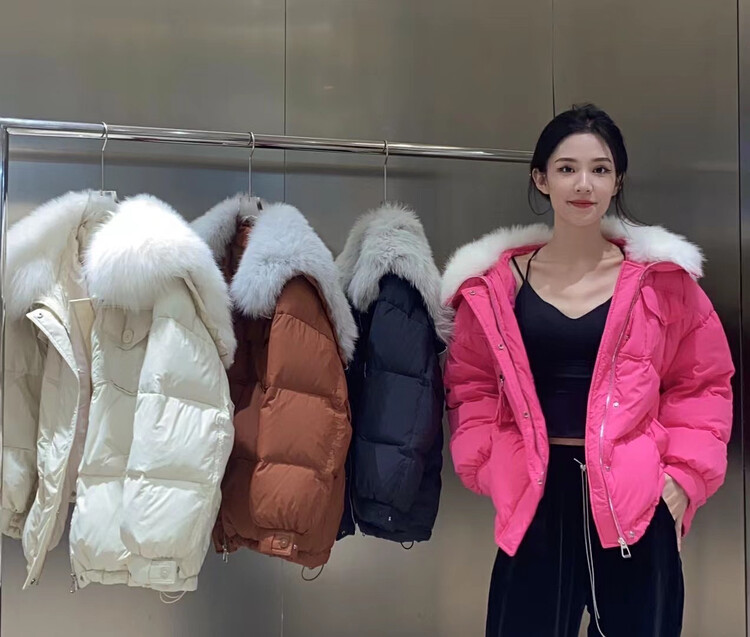 [DS] Fashionable stitching real fox fur loose warm cotton jacket (including 90% white duck down) 99347# JHY