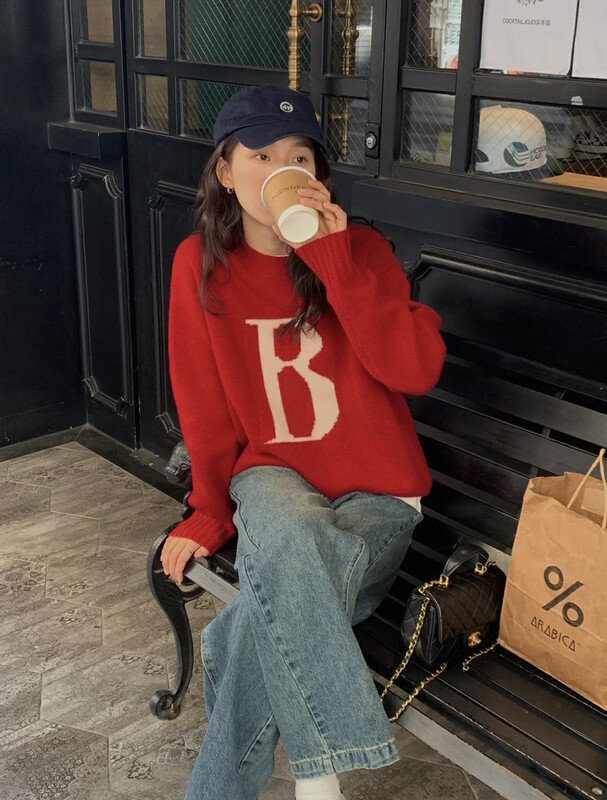 [Y.JIA Yijia] Korean style contrasting letter design sense of all-match temperament round neck knitted sweater sweater 876