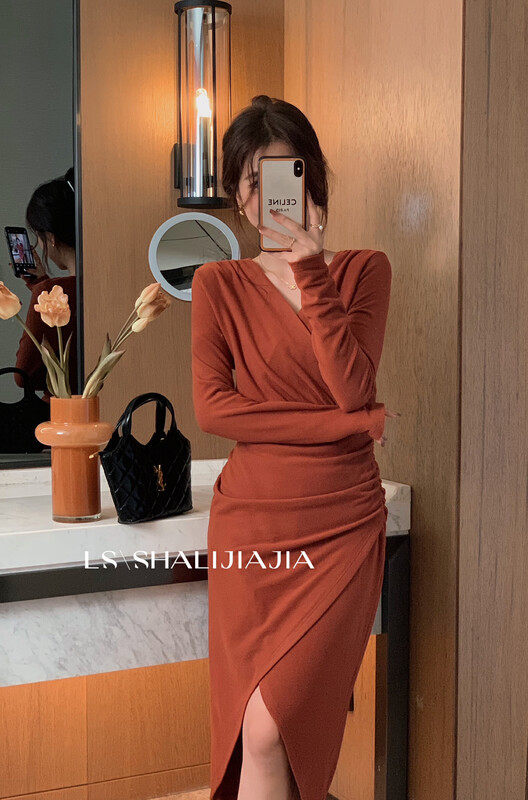 【LS】French lady style pleated V-neck dress 8599