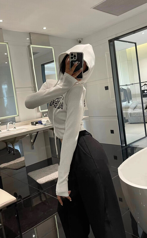[Fan Fan] Hooded Pullover Letter Slim Fit Slim Knit Sweater 10016# CL
