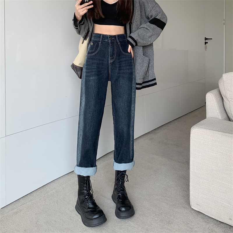 Real shot Hong Kong style retro jeans women's spring and autumn 2022 new loose and thin straight dark wide-leg pants pants