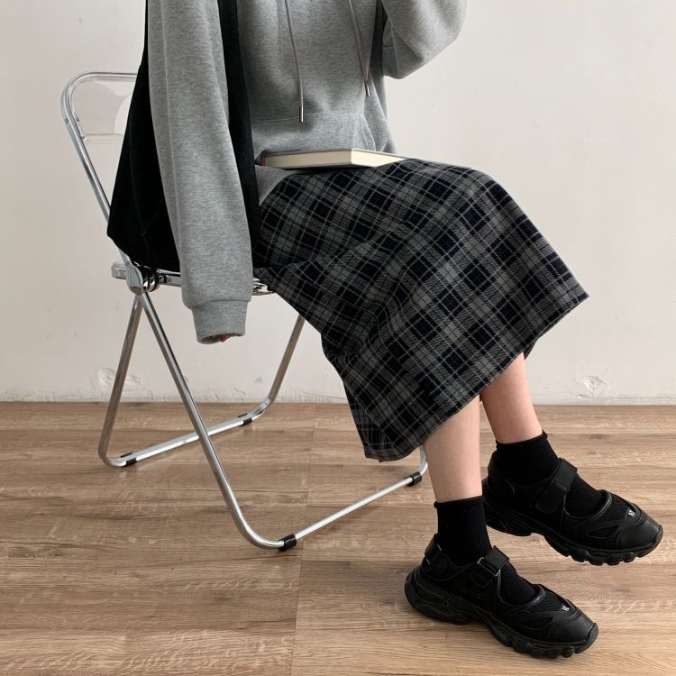 Woolen plaid skirt skirt autumn and winter new high-waisted thin mid-length a-line skirt bag hip split one-step skirt