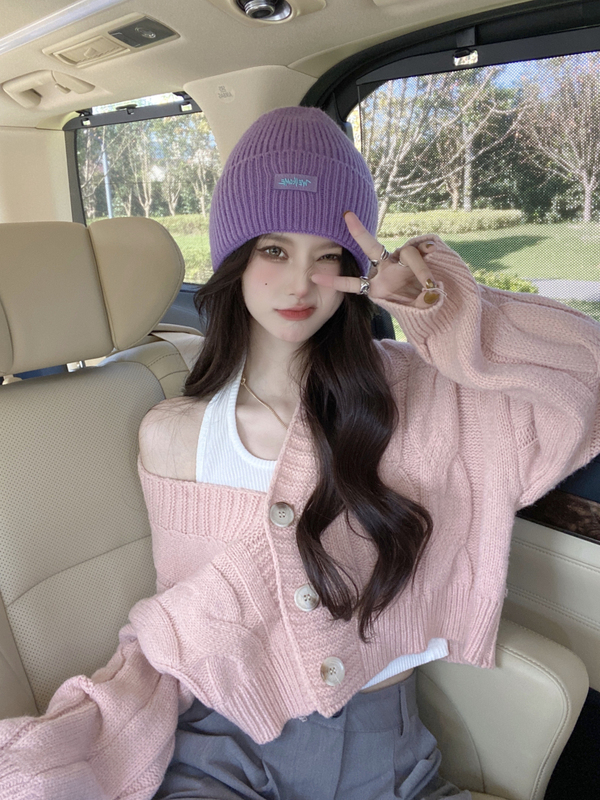 Real shot Nett price Lazy wind twist short knitted cardigan sweater