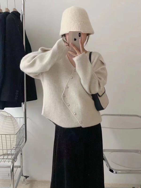 【WANWAN】V-Neck Loose Irregular Buckle Warm Sweater 2608# HBX
