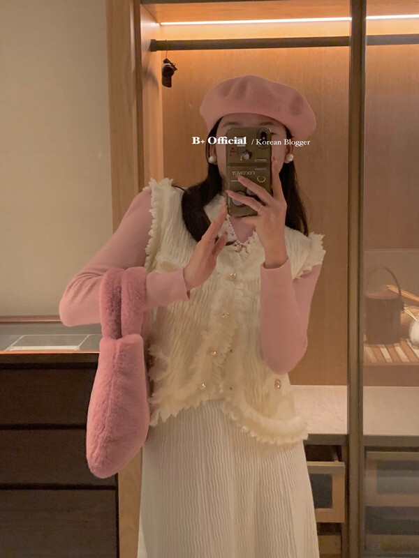 【B Plus】Korean Warm Winter Fresh Tassel Fragrance Thickened Vest 22-8645-2