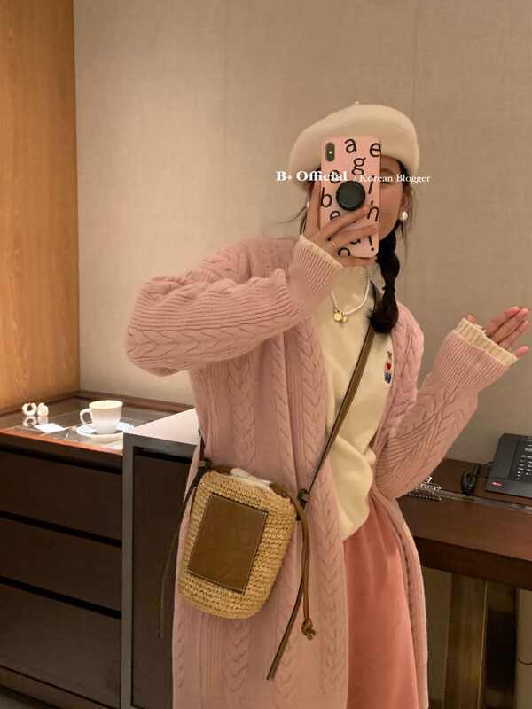 【B Plus】Korean version of simple and fresh twist thick loose feeling jacket knitted cardigan 22-8587-2