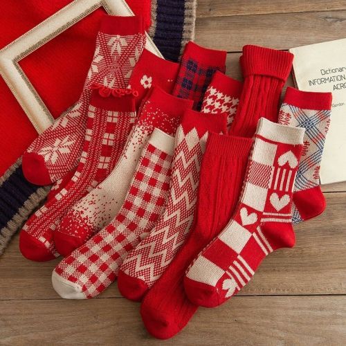 Birth year big red socks for children Korean version of mid-tube autumn and winter ins tide Japanese college wind ox year long tube jk pile socks