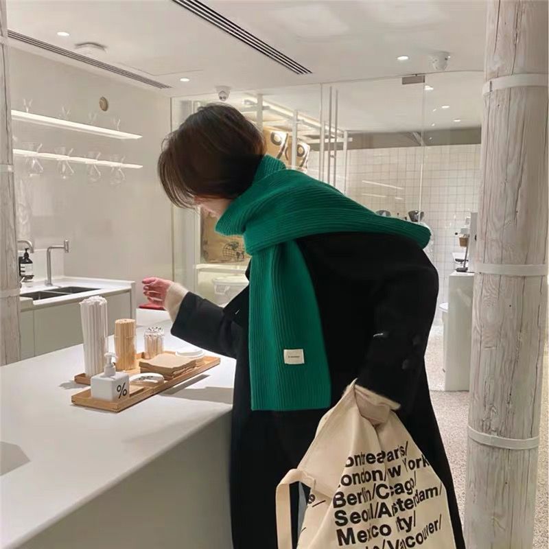 Korean version of soft knitting all-match Mars green woolen scarf female autumn and winter students solid color high-quality scarf