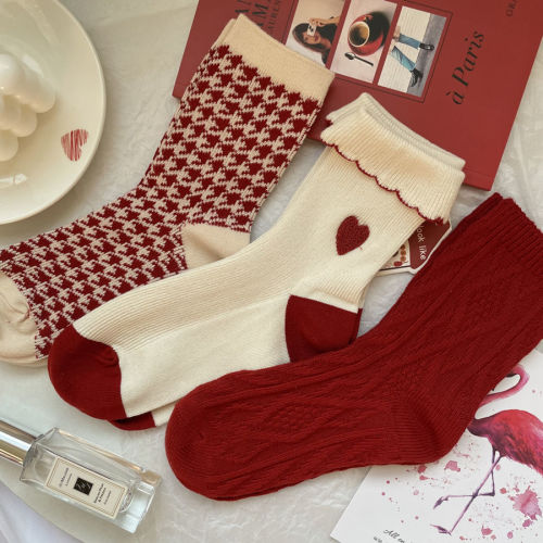 Red socks women's ins trendy all-match stockings Japanese cute retro student Lolita plaid winter mid-tube socks women