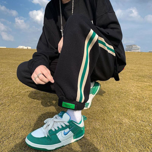 Striped color contrast pants men's trendy brand loose all-match autumn and winter plus velvet Velcro belted pants sports casual pants men