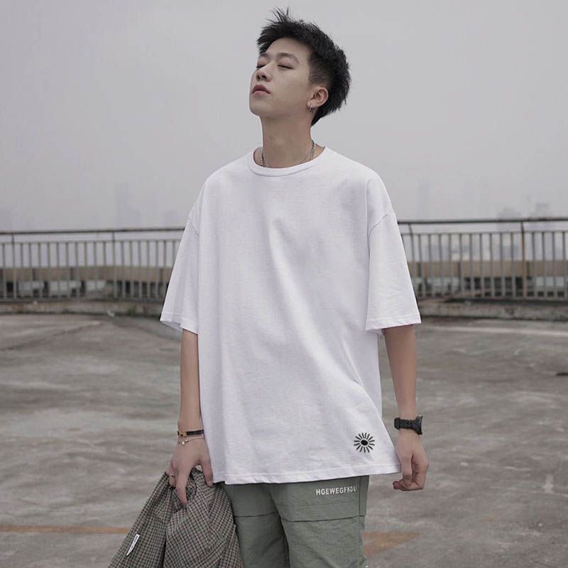 Summer men's embroidered short-sleeved t-shirt male students Korean version of the trend loose simple round neck half-sleeved top clothes men's clothing