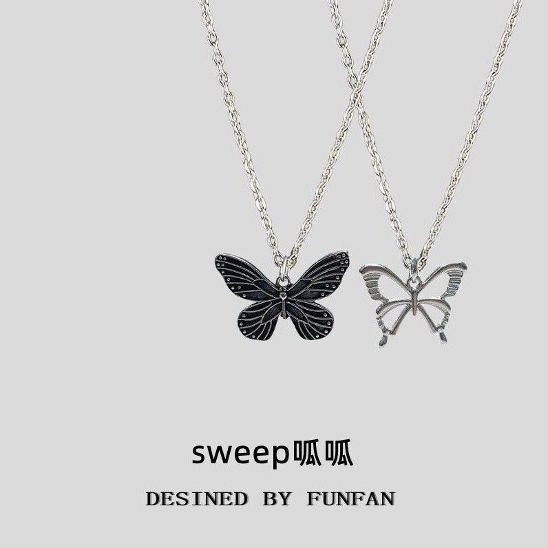 Korean version of retro hollow butterfly necklace ins female hip-hop sweet cool trend all-match couple pendant simple accessories