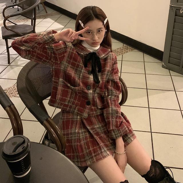 Two One-Piece Suit Girls Christmas Special ~ Cute Plaid Mini Wool Short Jacket + Pleated Wool Skirt