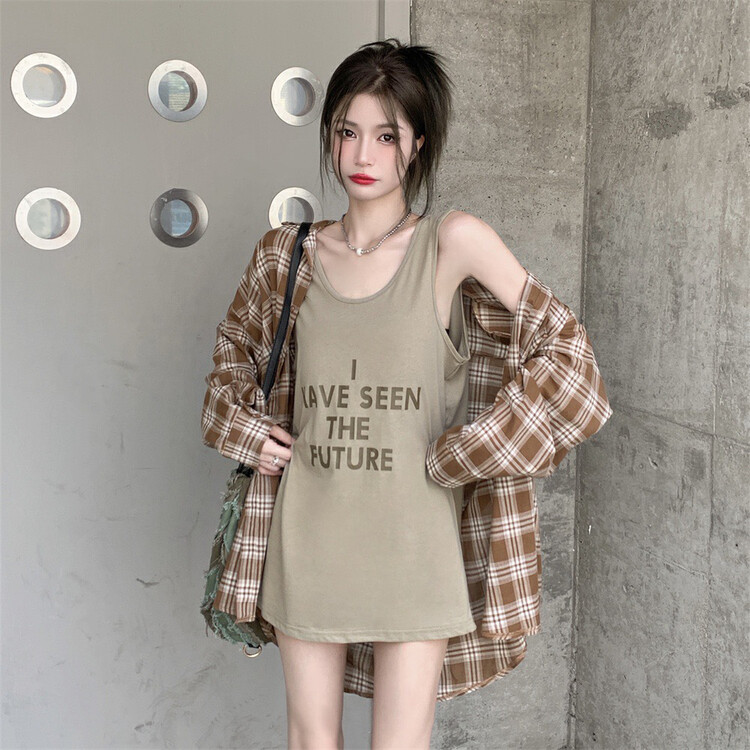 New in Autumn! [WGWE] Ins trendy casual plaid lazy shirt + letter printed vest skirt suit 2492# FHX