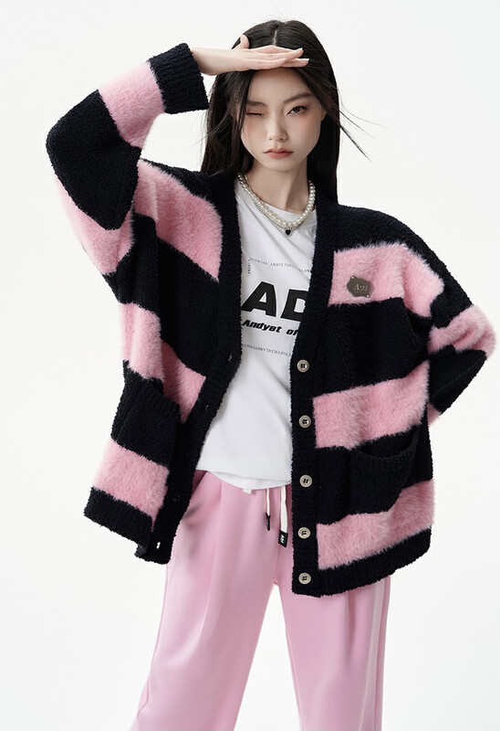 【BY】Color contrast stitching V-neck warm sweater 7425# HJY