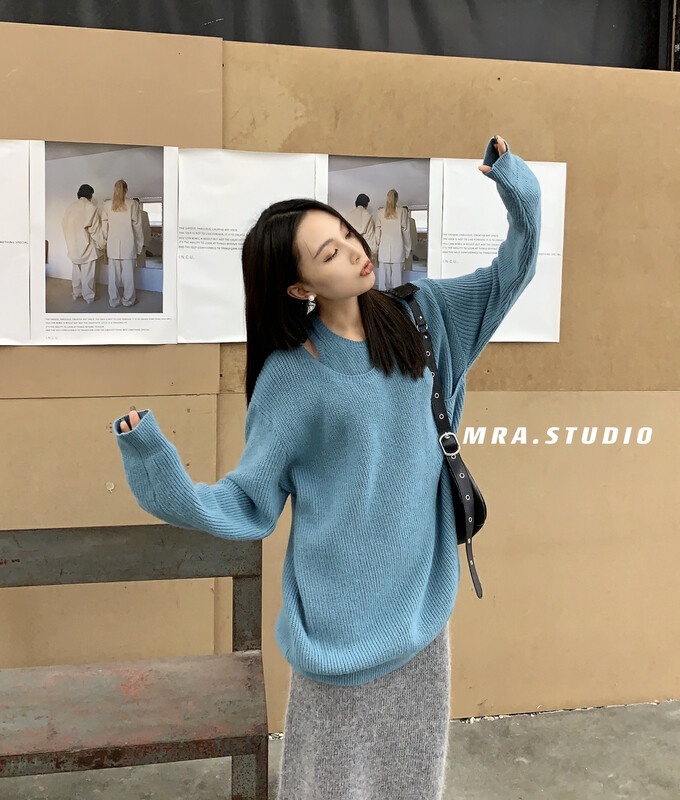 【MRA】Fashion hanging neck fake two-piece mid-length sweater SP38