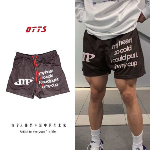 Summer double-layer mesh breathable waist drawstring quarter-length shorts over the knee shorts American trendy letter printing sports men's pants