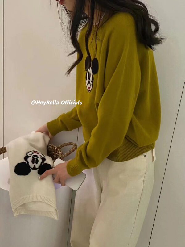 【HEY BELLA】Comfortable embroidery all-match warm sweater with round neck pattern B9826# L