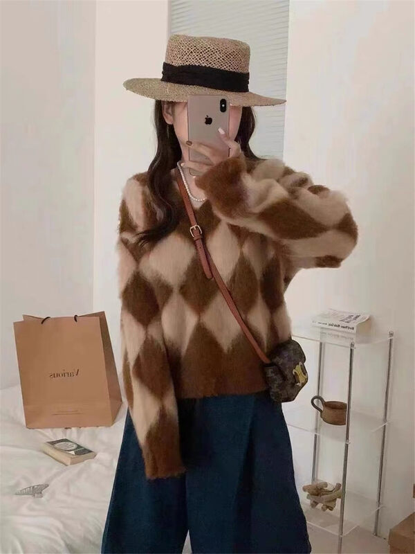 【ARE YOU】Contrasting color rhombic pullover comfortable warm sweater 699# L