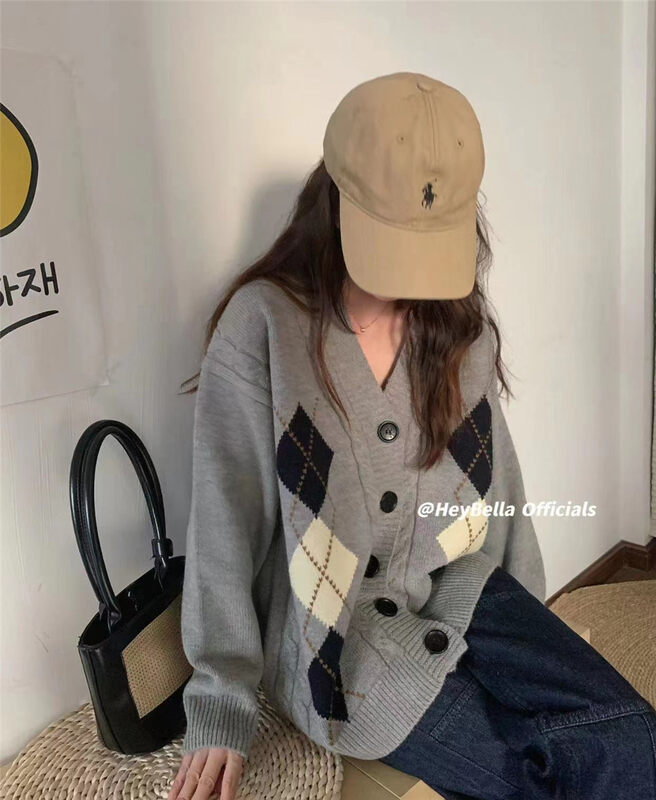 【HEY BELLA】V-neck plaid fashion loose warm sweater B9976# L
