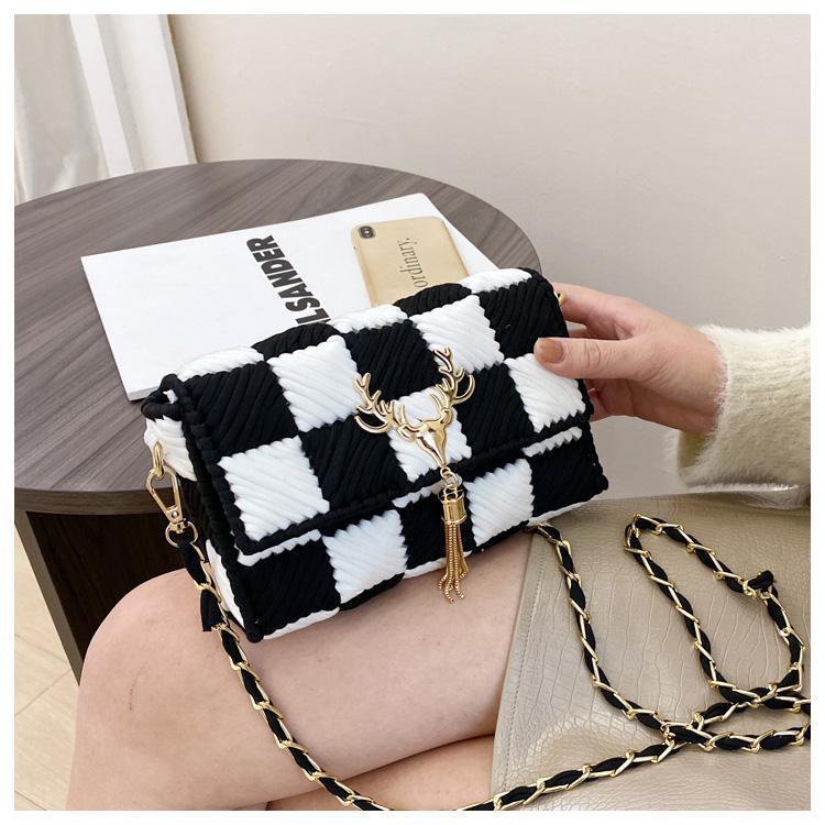 Hand-woven bag diy material bag wool mesh homemade gift Hyuna women's bag vibrato with the same crossbody bag