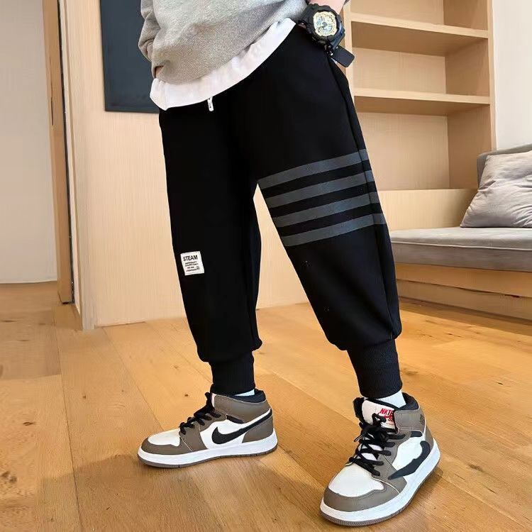 Children's clothing boy foreign style sports pants trend children's spring and autumn casual long pants 2022 autumn clothing new middle and large children's trend