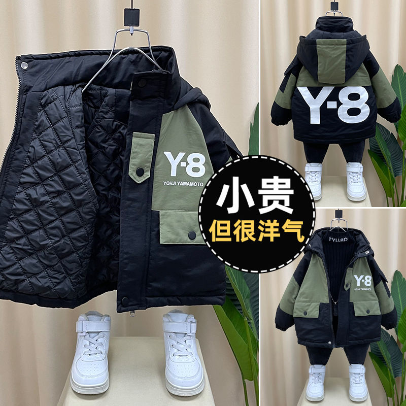 Boys' thickened jacket 2022 new autumn and winter clothes foreign style baby children's warm cotton-padded jacket pie overcoat trendy