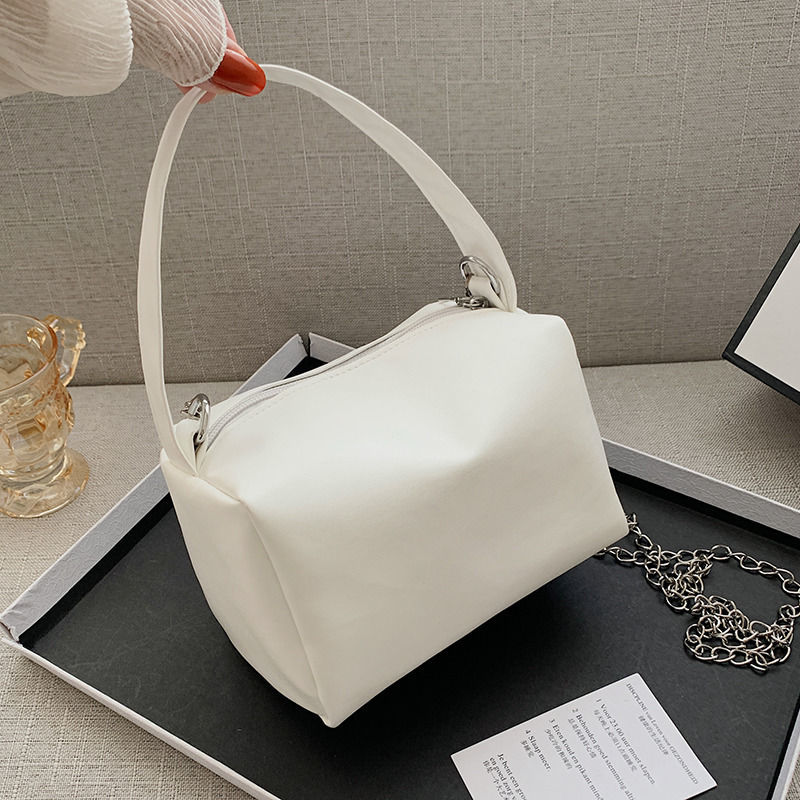 Simple Mini One Shoulder Portable Small Square Bag 2021 Autumn New Trendy Korean Fashion Versatile Chain Storage Cosmetic Bag