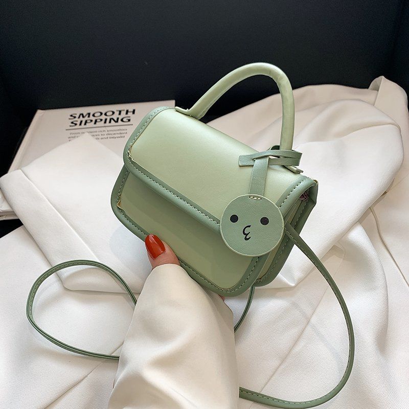 This year's popular mini small bag female 2022 new trendy fashion texture all-match niche ins shoulder Messenger bag