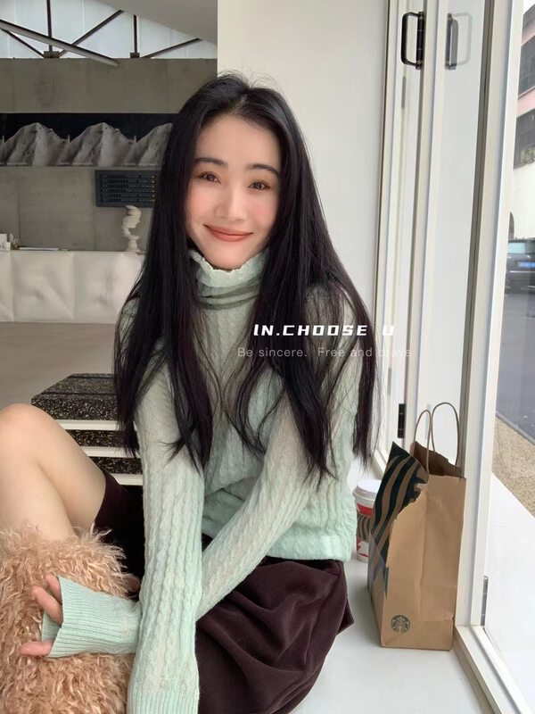 【IN.CHOOSE U】Pure color pleated slim high-neck bottoming shirt (with 15% wool) 69585# CQW