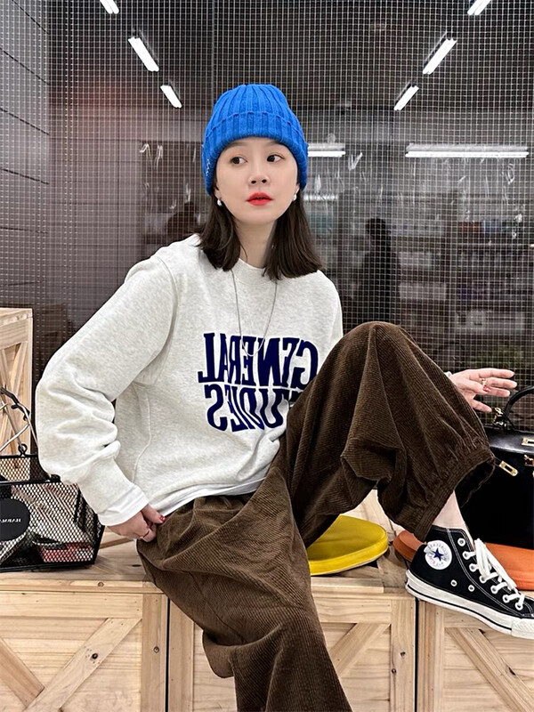 [Huaxi] Retro flocked letter print sweater 1066# PCZ