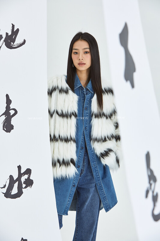 Original price 293.15! [ONIVINTAGE Ouni] simple contrast color imitation fox fur coat fur OL228G6457