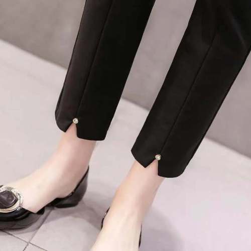 Casual pants women's summer new nine points spring and autumn trousers black pants small suit pants slim feet women's pants