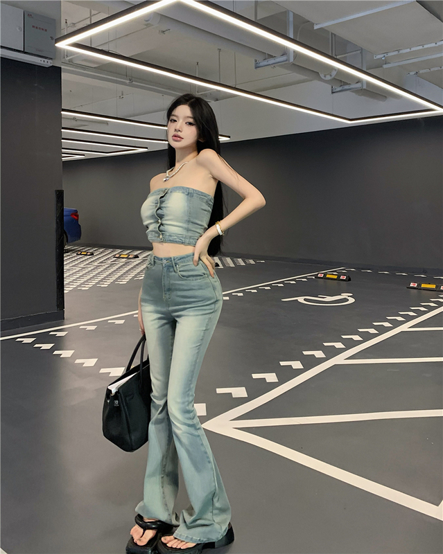 Real price!  Hot girls short style beautiful back denim tube top slim fit elastic slightly bootcut jeans women's fashion