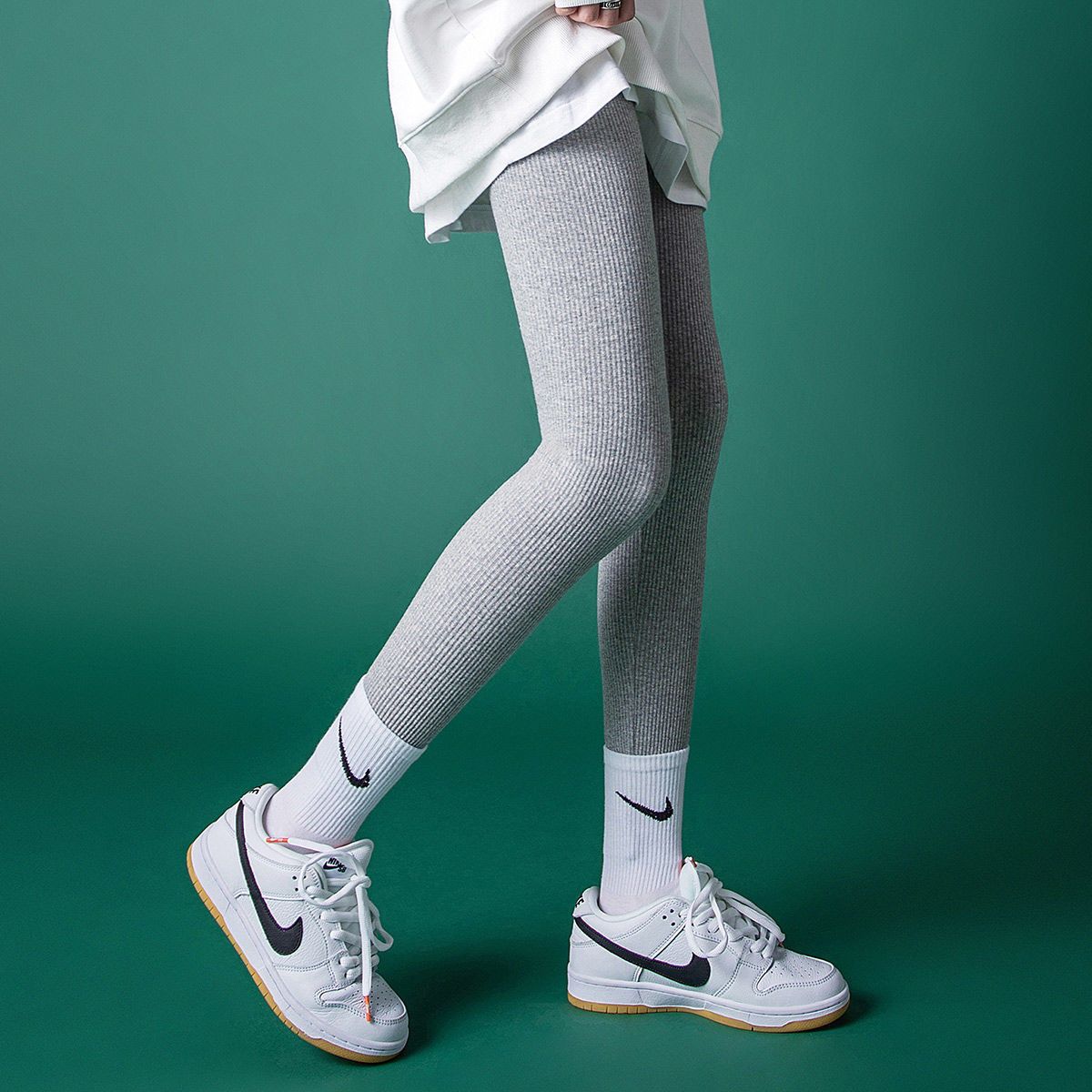 Nanjiren gray women's leggings autumn and winter plus velvet outer wear 2022 new inner wear long johns plus size ladies pants