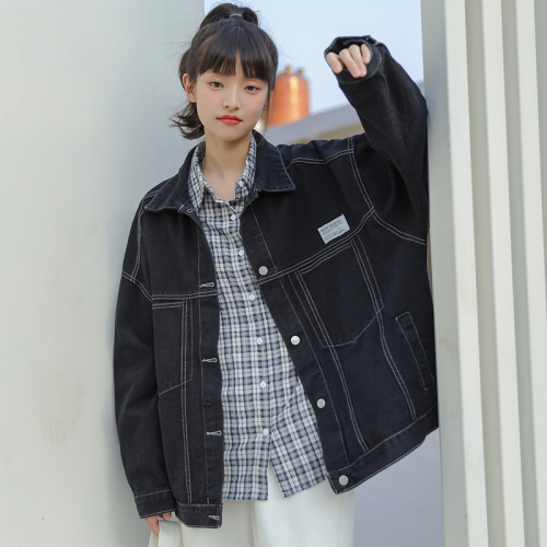 Actual shooting of autumn new versatile boyfriend style jacket with Korean loose sticker denim jacket female