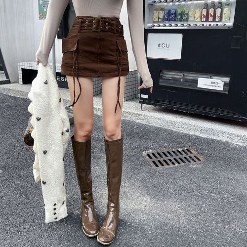 Coffee color denim skirt female spring and autumn 2023 new high waist sexy hot girl hakama small man a-line short skirt