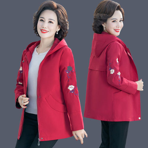Middle-aged and elderly mothers' fashion loose large-size casual jacket women's 2021 autumn new middle-aged middle-length windbreaker