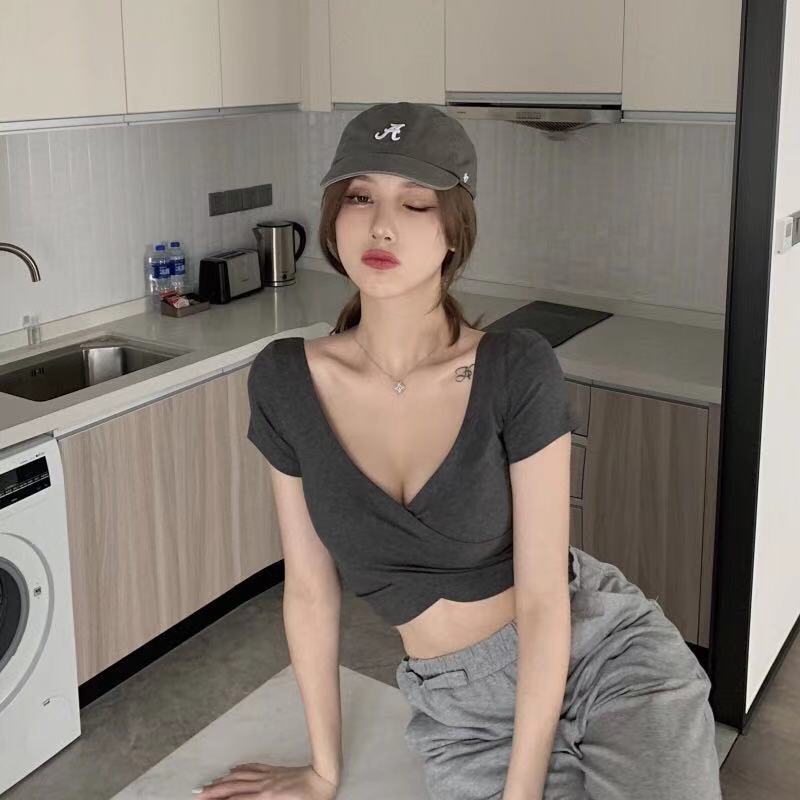 Summer new short section plump top women's Korean version v-neck sexy backless short-sleeved t-shirt women's high waist u-neck tight